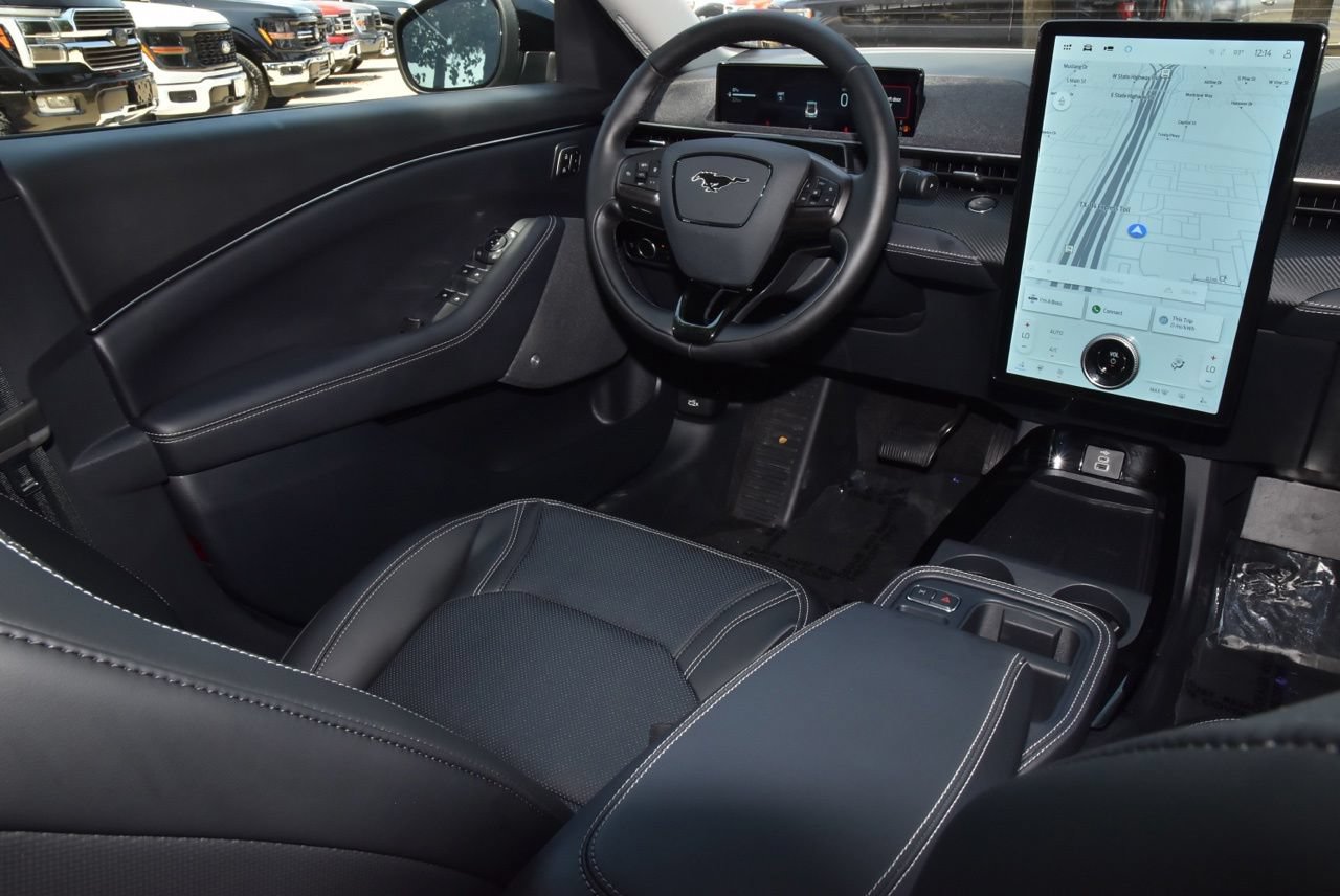 Certified 2025 Ford Mustang Mach-E Premium AWD/4WD image 15
