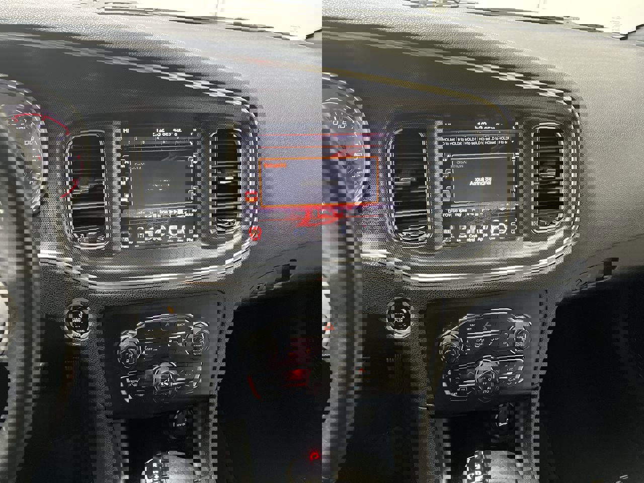 Used 2015 Dodge Charger SXT w/ AWD Plus Group image 16