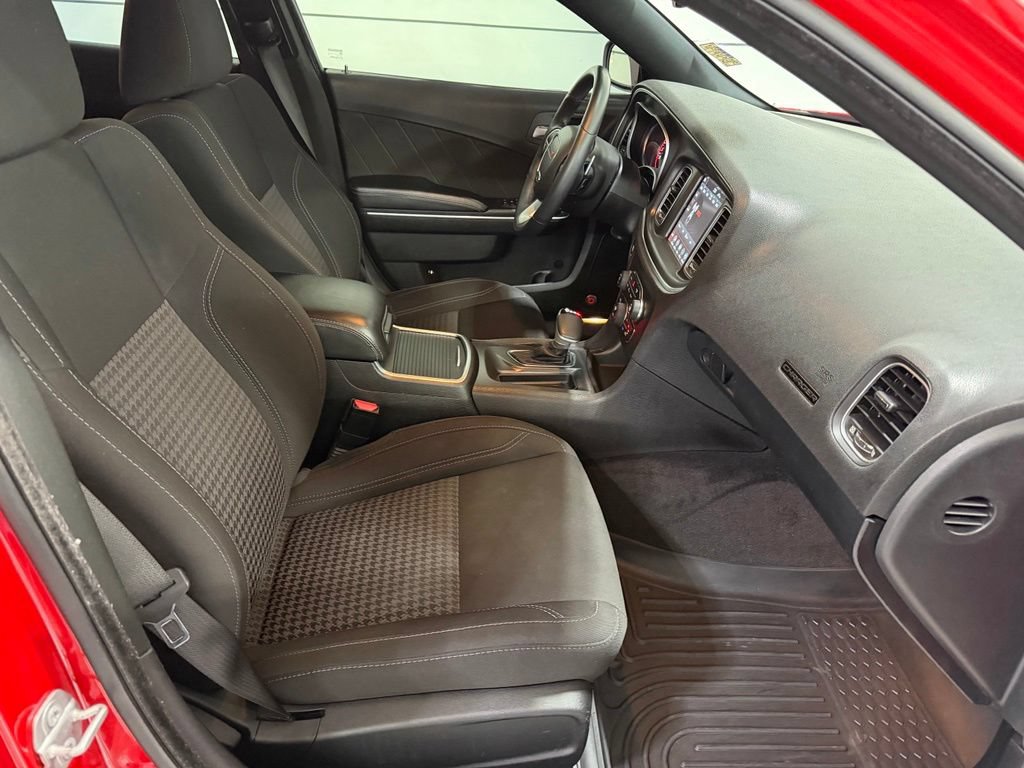 Used 2018 Dodge Charger SXT Plus w/ Beats Audio Group RWD image 29