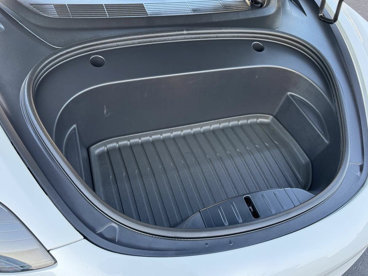 Used 2023 Tesla Model 3 Standard Range RWD image 12