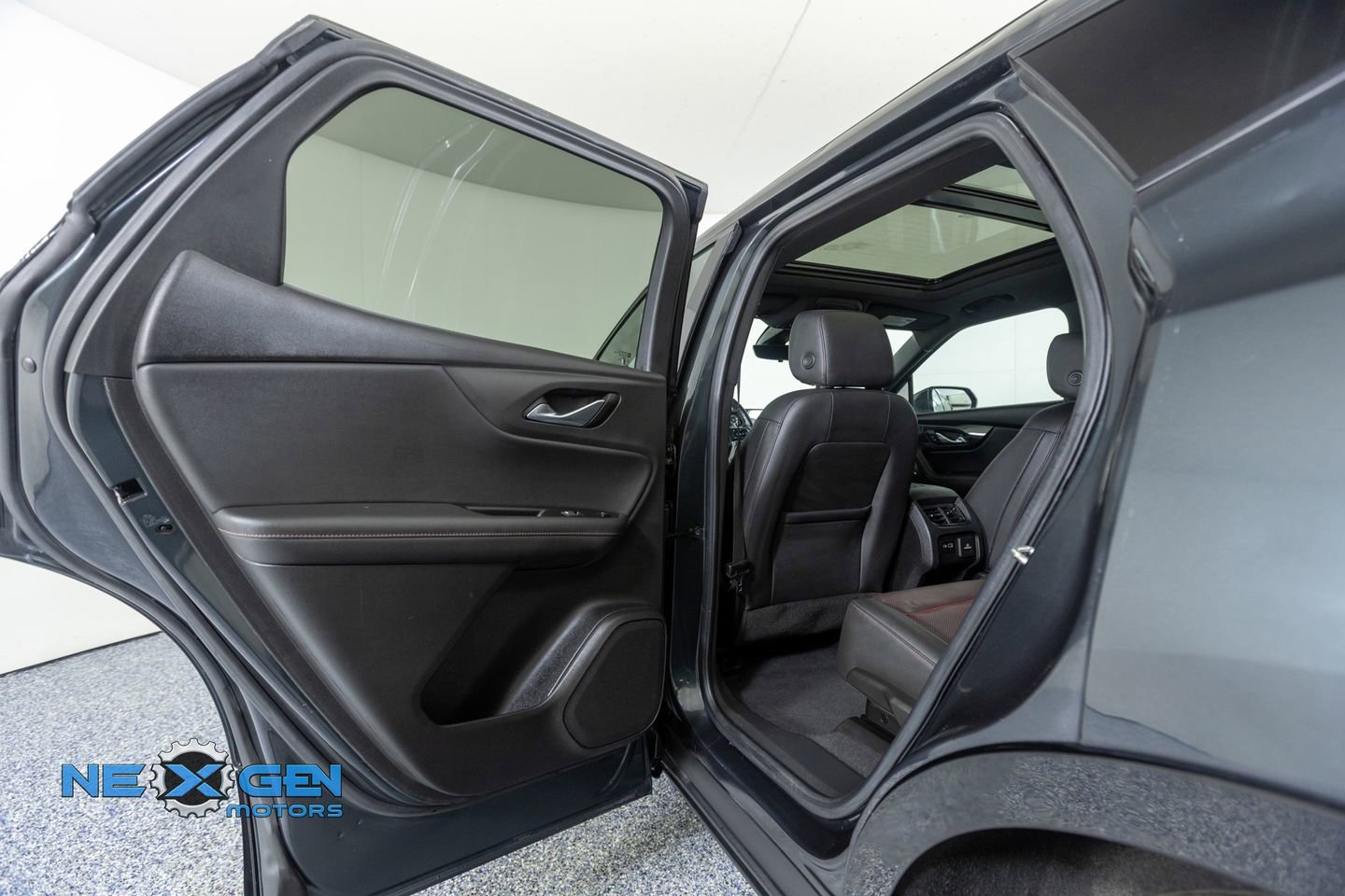 Used 2019 Chevrolet Blazer RS image 23
