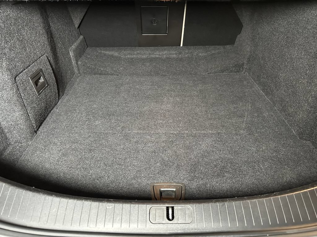 Used 2016 Cadillac XTS Premium AWD/4WD image 21