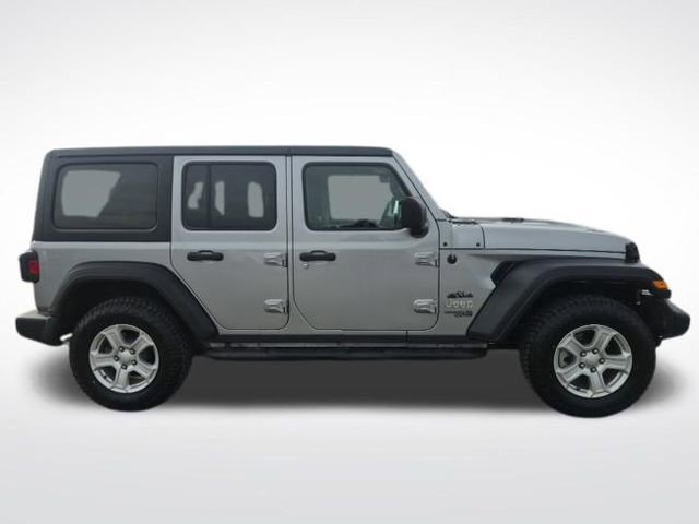 Used 2019 Jeep Wrangler Unlimited Sport S AWD/4WD image 4