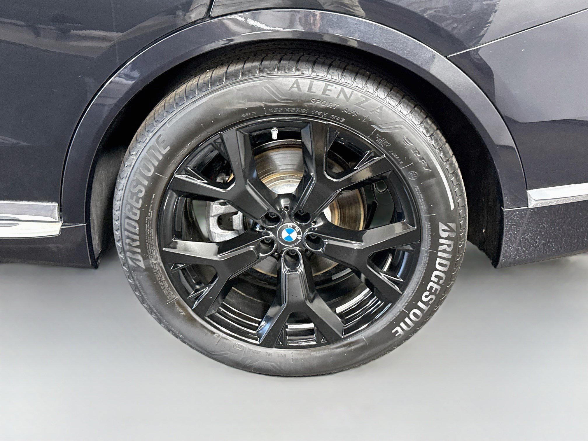 Used 2026 BMW X7 xDrive40i AWD/4WD image 37