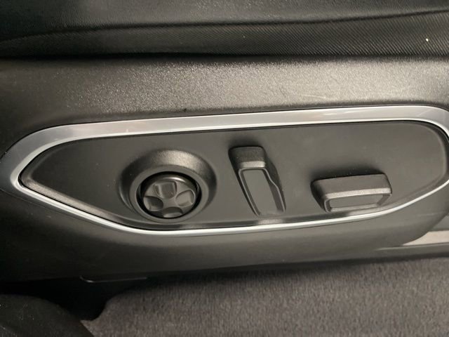 Used 2024 Jeep Wagoneer L Series II w/ Flexible Seating Group image 32