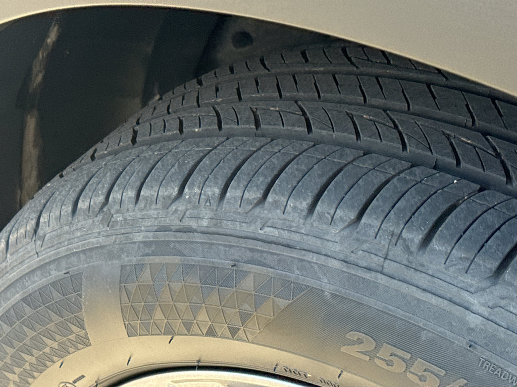 Certified 2025 Nissan Pathfinder SV image 10