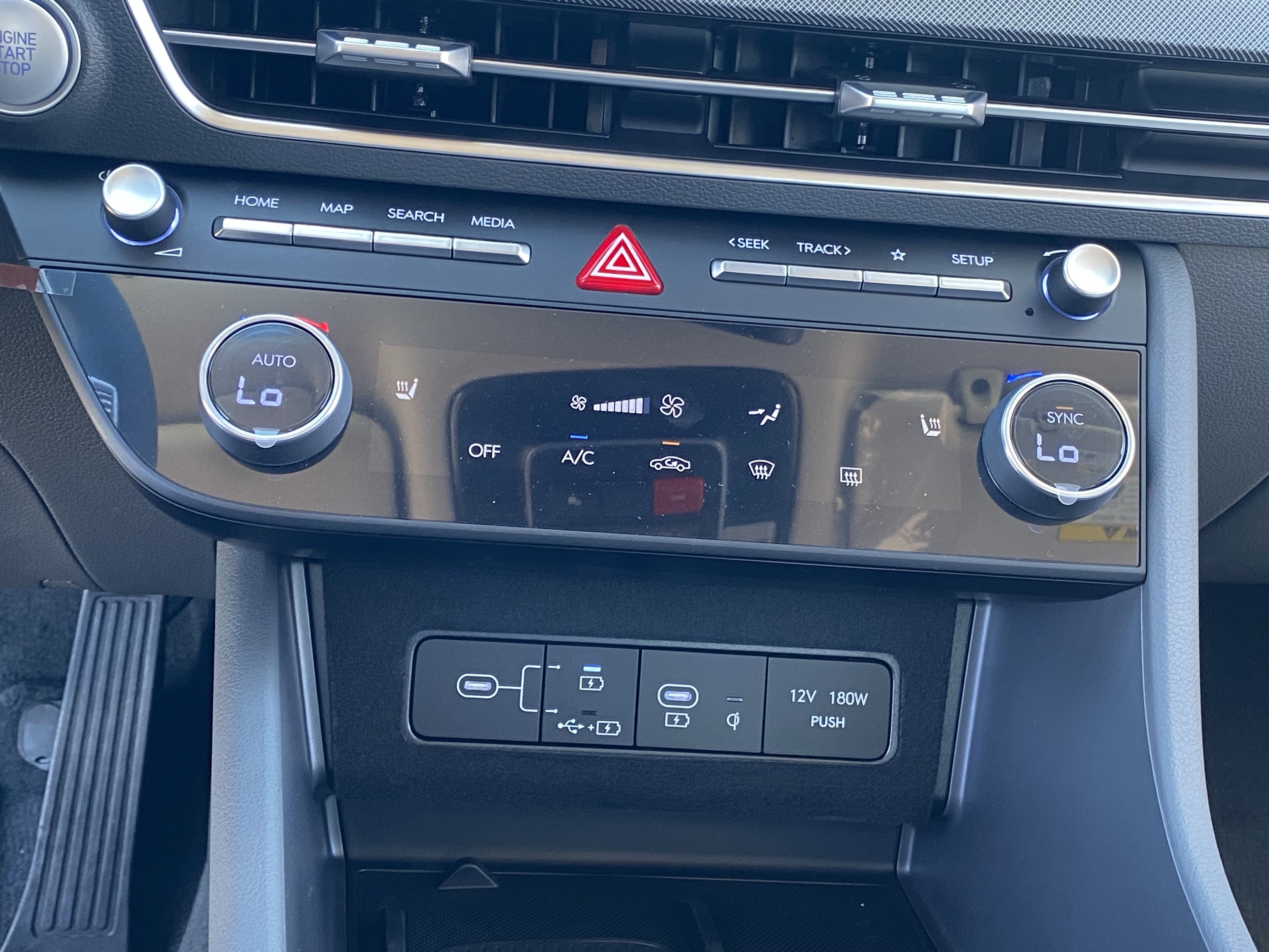 New 2026 Hyundai Sonata SEL FWD image 23