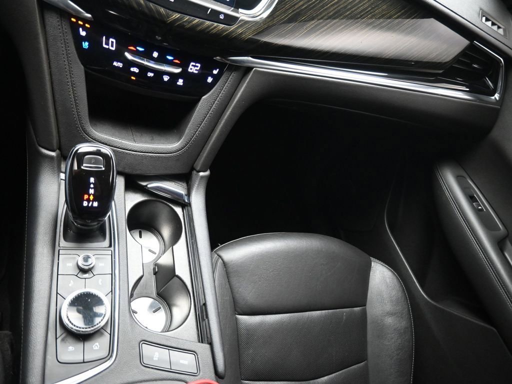 Used 2020 Cadillac XT6 Premium Luxury AWD/4WD image 8
