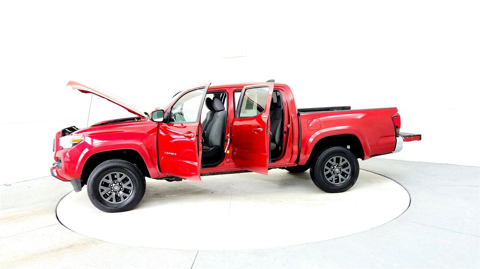 Certified 2023 Toyota Tacoma SR5 image 10