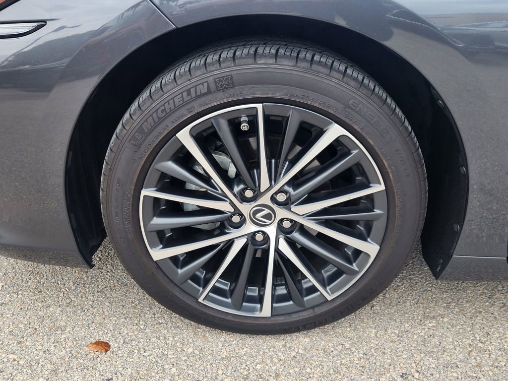 Certified 2024 Lexus ES 350 w/ Premium Package FWD image 15
