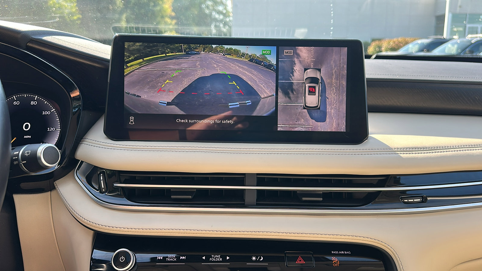 Certified 2022 INFINITI QX60 Sensory w/ Cargo Package image 19