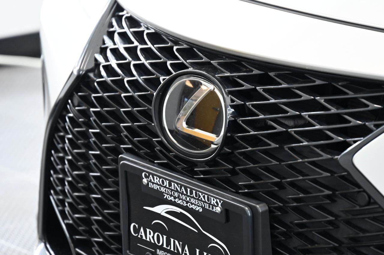 Used 2022 Lexus IS 350 F Sport image 9