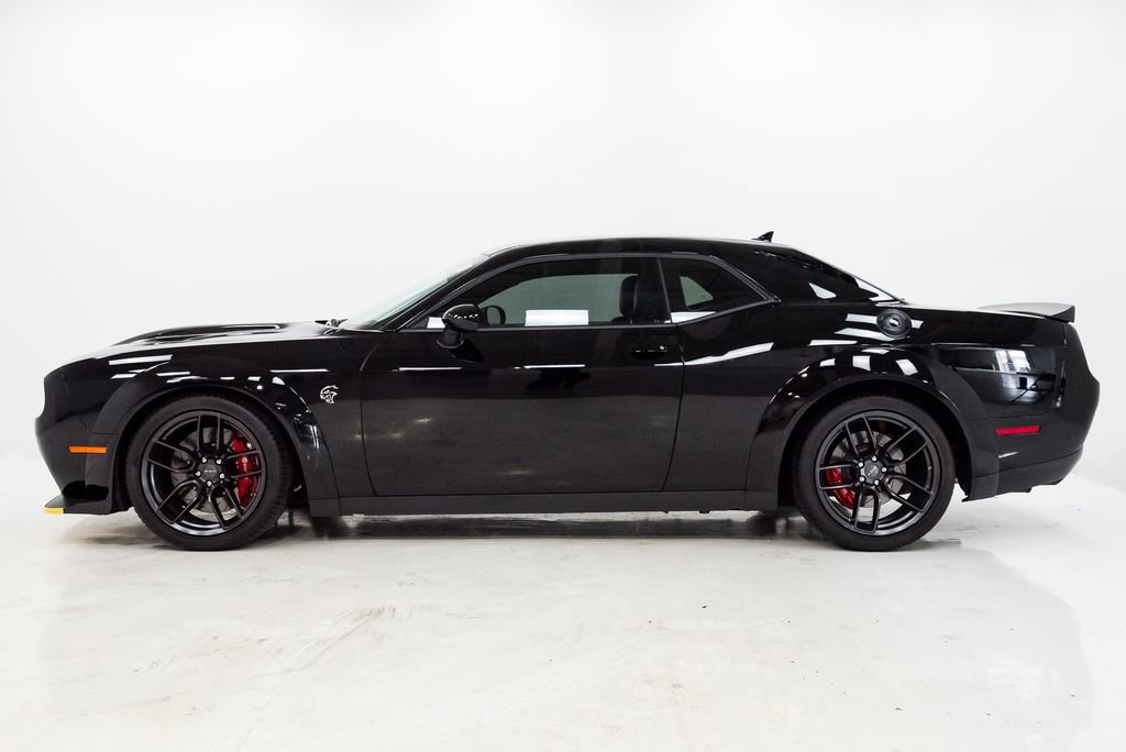 Used 2018 Dodge Challenger SRT Hellcat RWD image 29