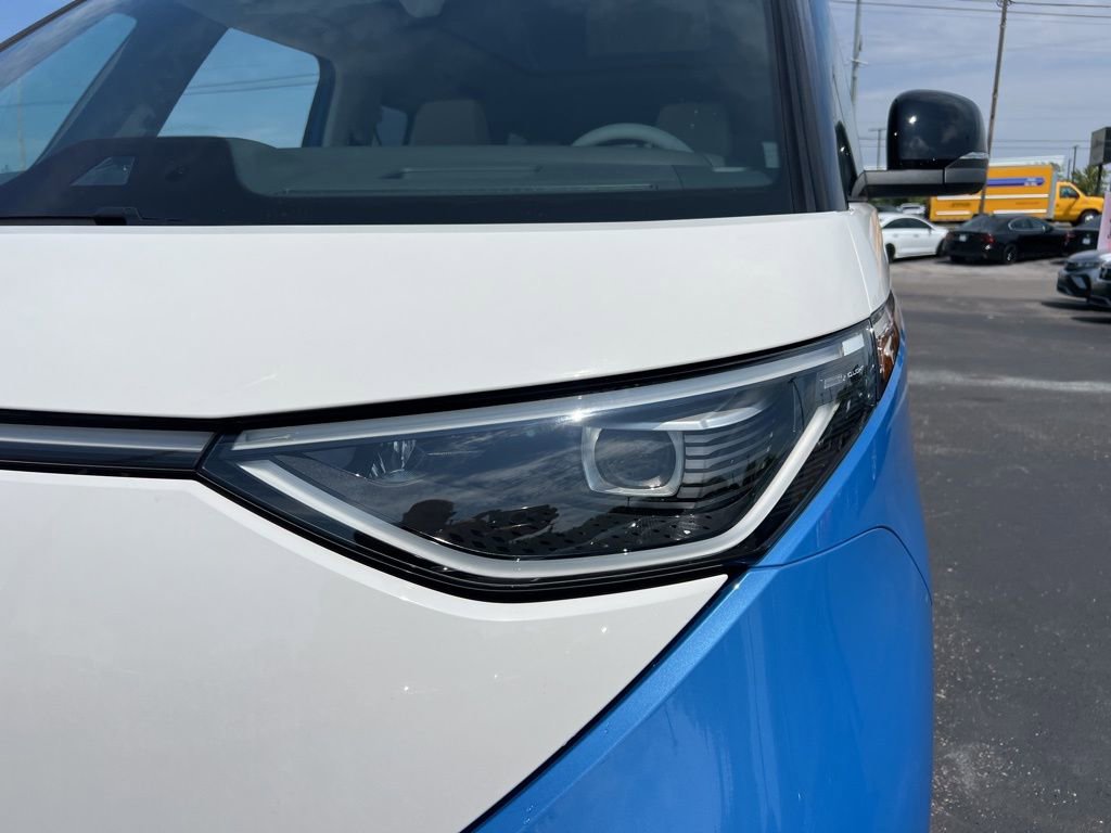 New 2025 Volkswagen ID. Buzz Pro S Plus image 9