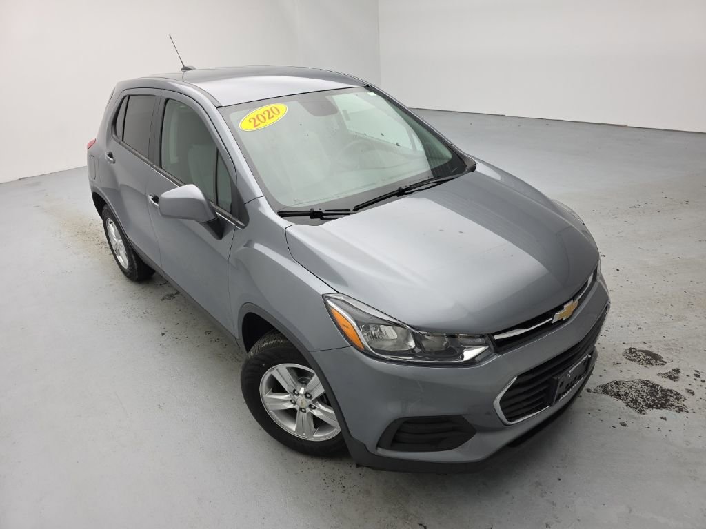 Certified 2020 Chevrolet Trax LS w/ Tint and Cruise Package FWD image 2
