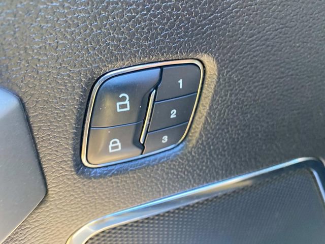 Used 2020 Ford F150 Lariat AWD/4WD image 14