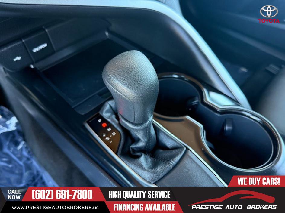 Used 2020 Toyota Camry LE image 28