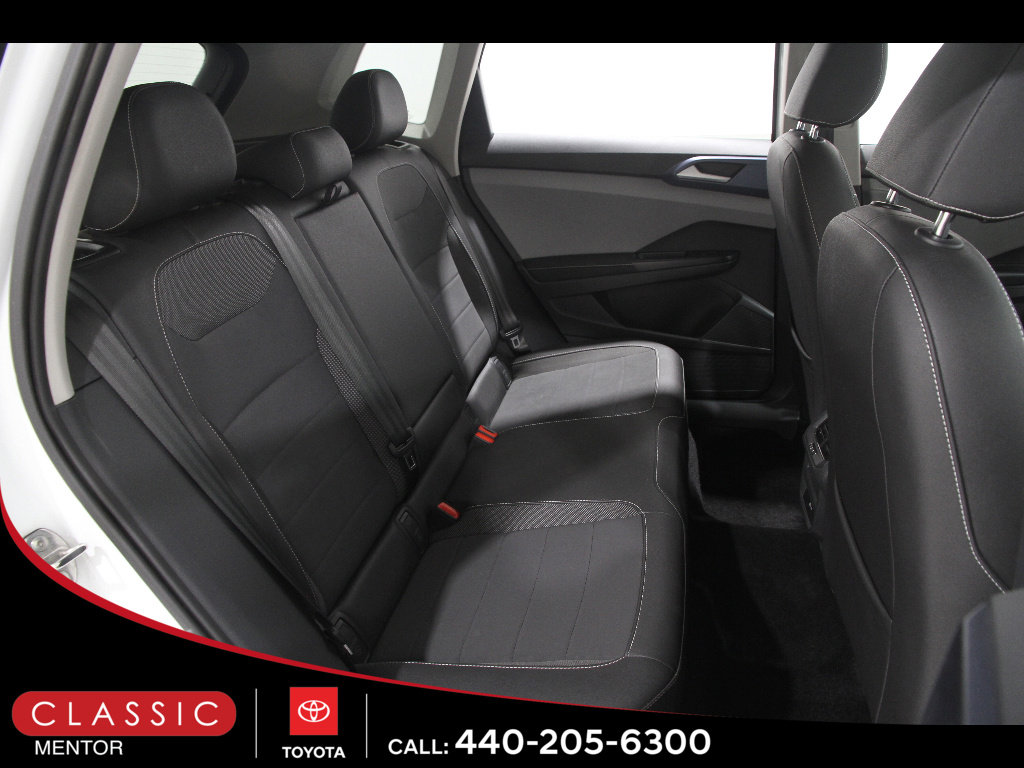 Used 2024 Volkswagen Taos SE image 20