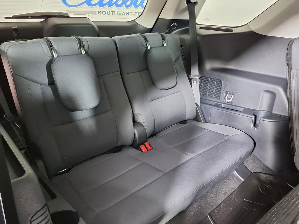 Used 2025 Ford Explorer Active image 15