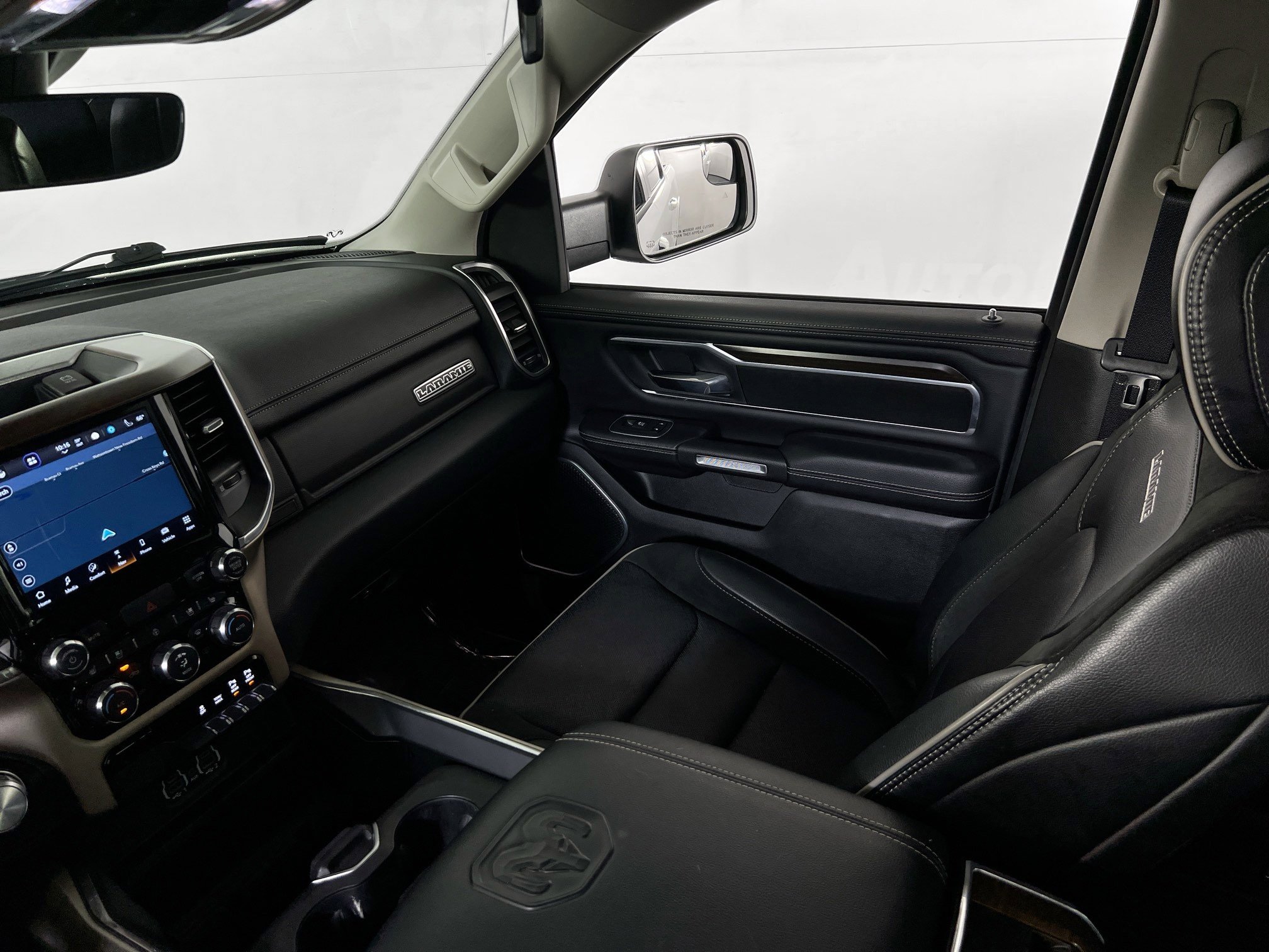 Used 2022 RAM 1500 Laramie image 23