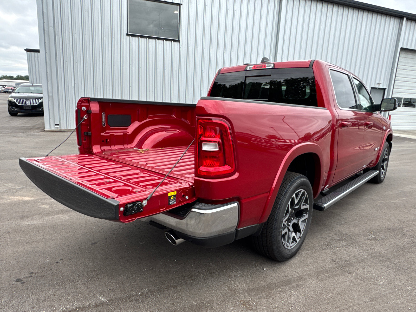 New 2026 RAM 1500 Laramie w/ Advanced Safety Group II AWD/4WD image 20