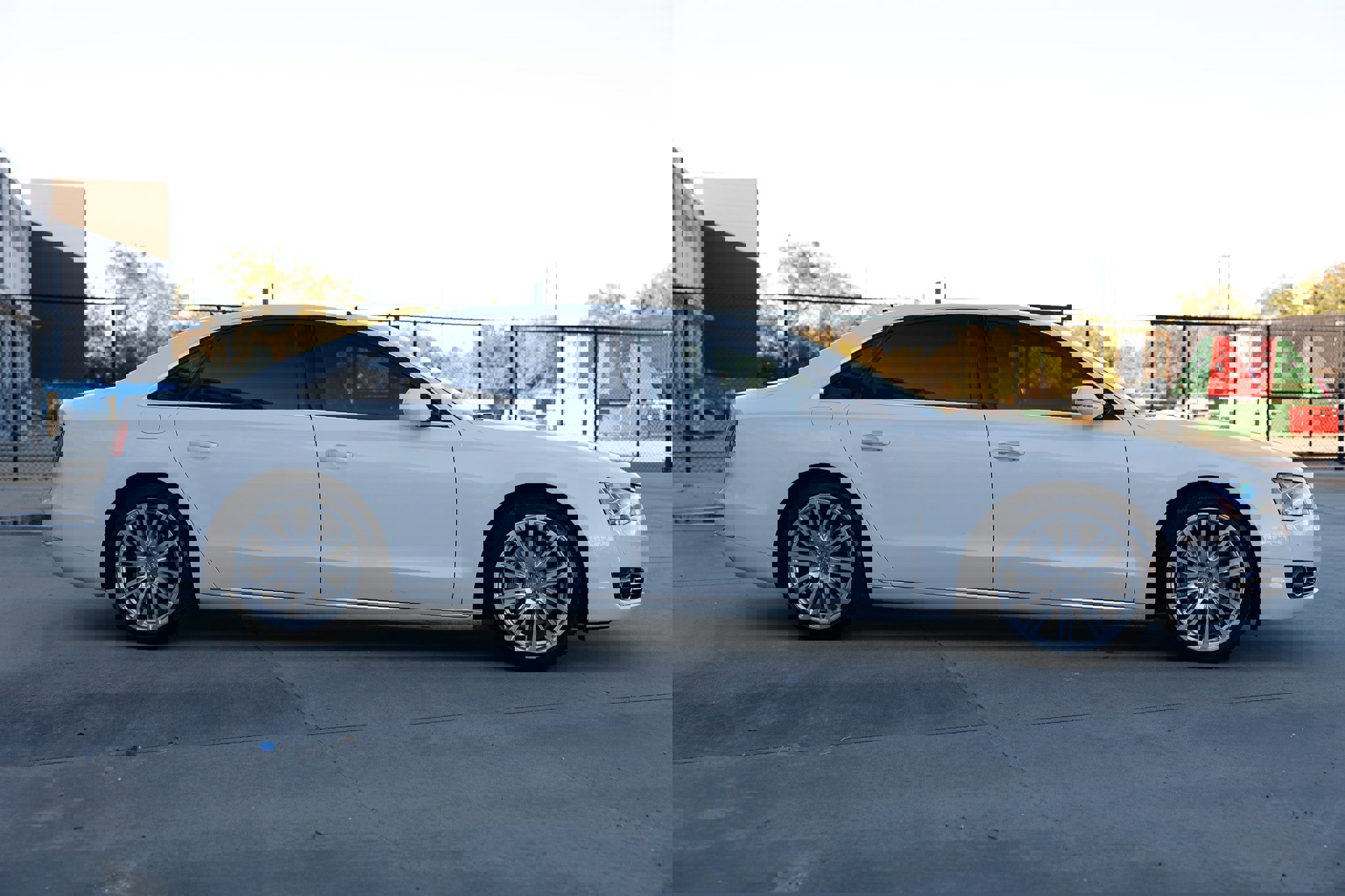 Used 2014 Audi A8 L TDI w/ Premium Package image 18