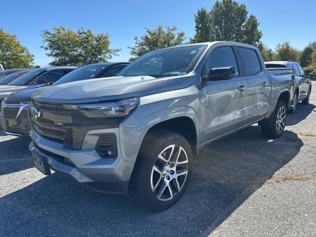 Used 2023 Chevrolet Colorado Z71 w/ Z71 Convenience Package 2