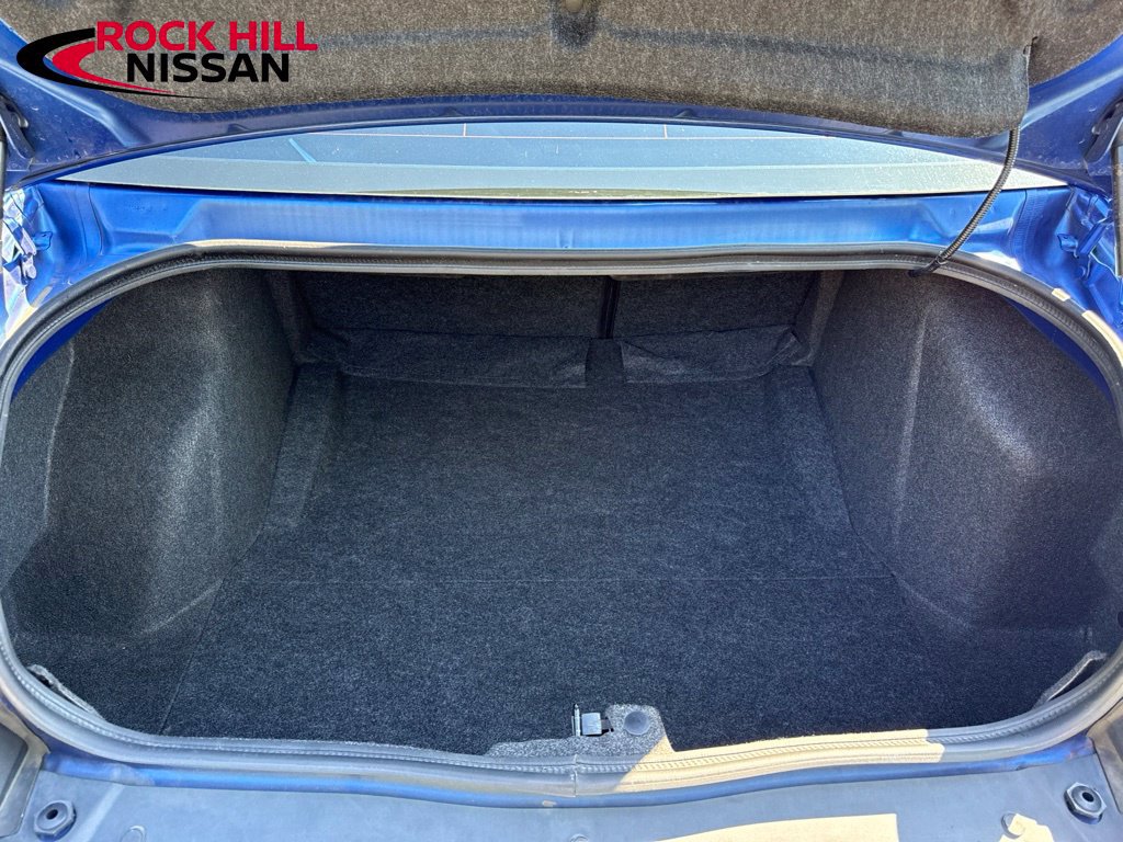 Used 2012 Dodge Challenger R/T RWD image 28