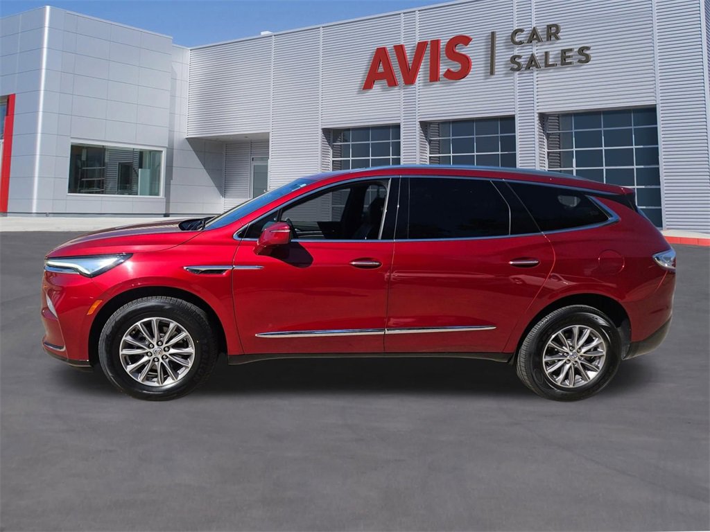 Used 2024 Buick Enclave Premium image 2