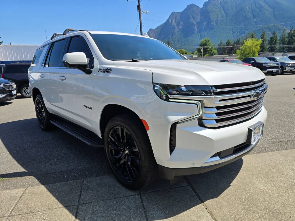 Used 2023 Chevrolet Tahoe High Country AWD/4WD image 3