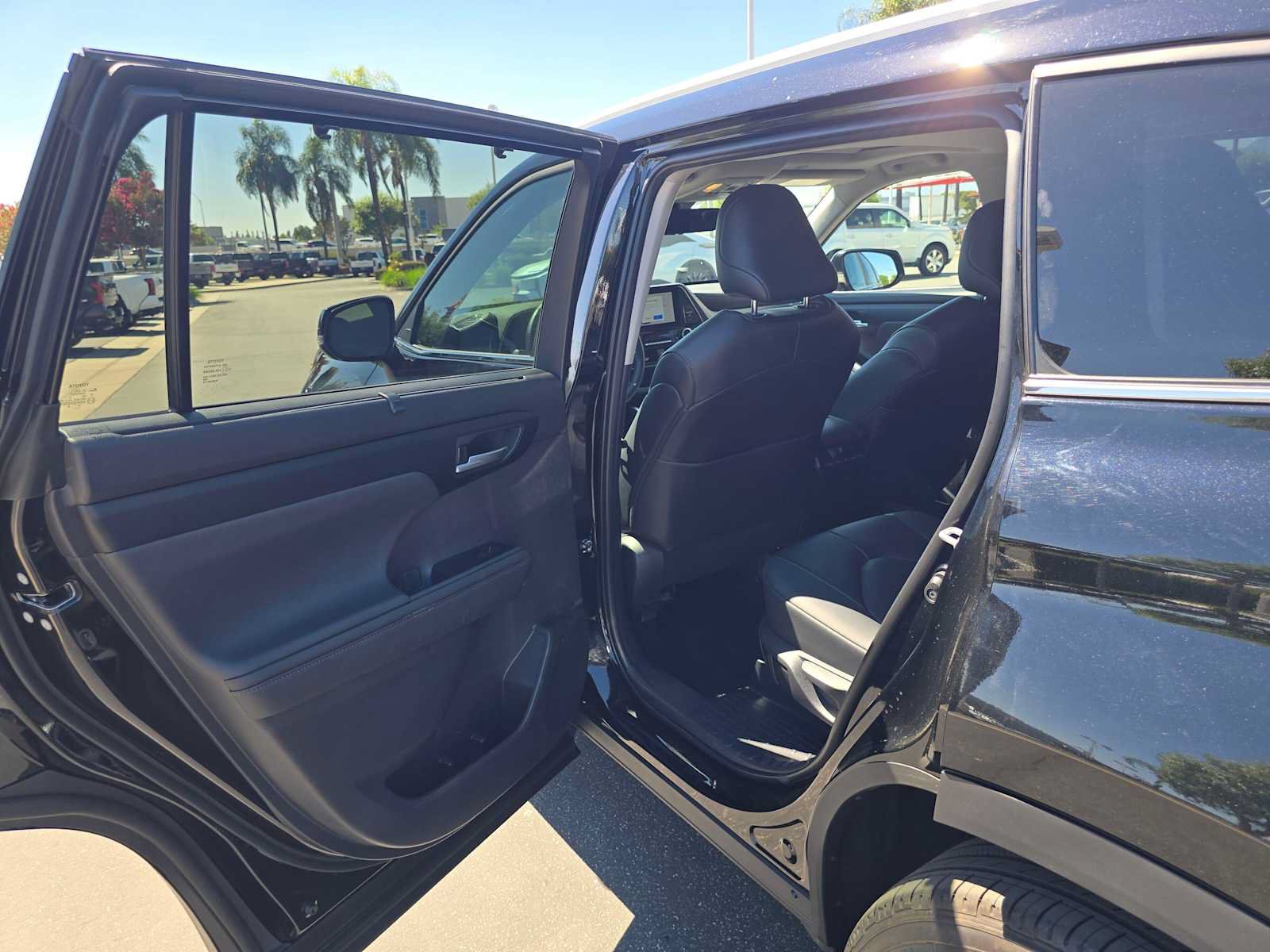 Certified 2026 Toyota Highlander XLE AWD/4WD image 17