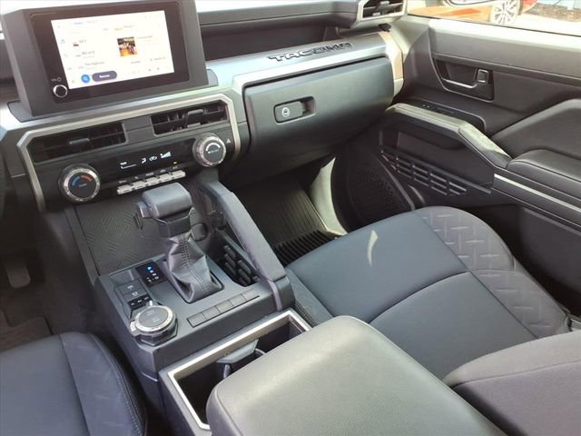 Used 2024 Toyota Tacoma SR5 image 27