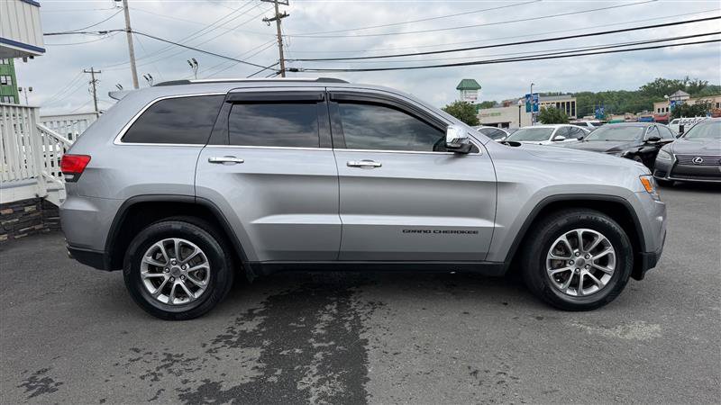 Used 2015 Jeep Grand Cherokee Limited AWD/4WD image 7