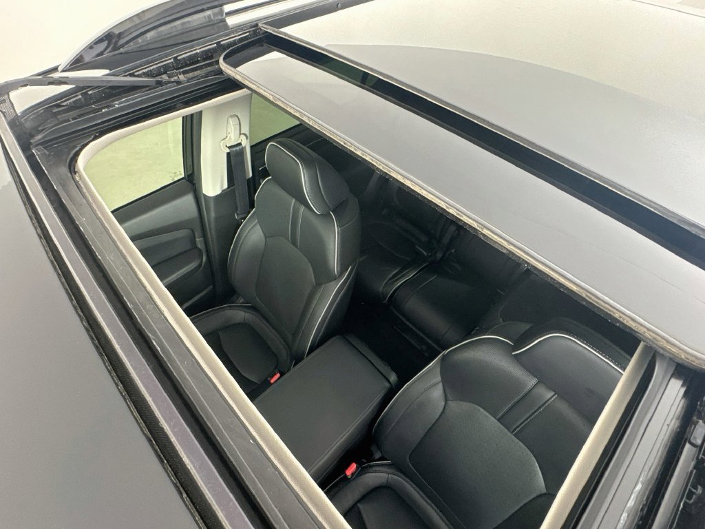 Used 2023 Honda Pilot Elite image 28