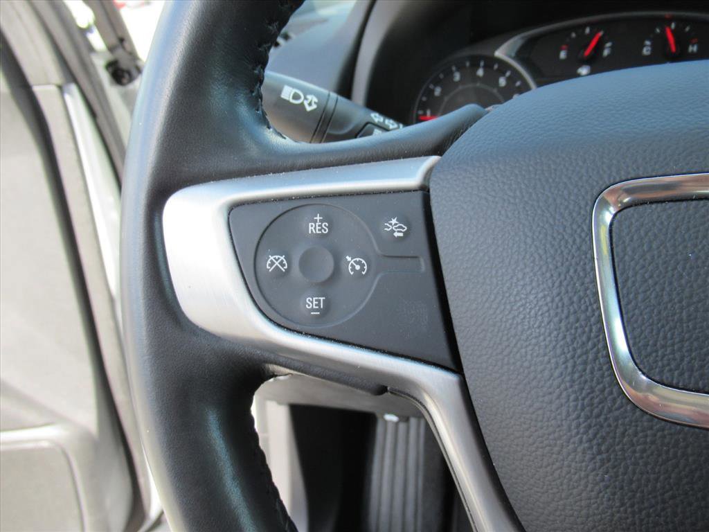 Used 2020 GMC Terrain SLE w/ Driver Convenience Package image 23