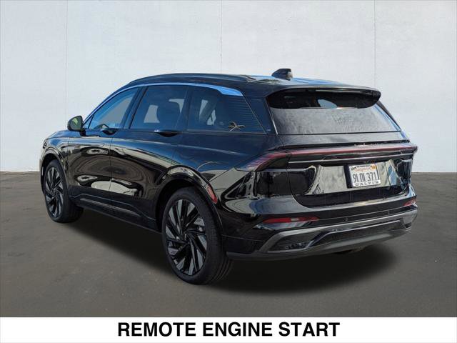 Used 2024 Lincoln Nautilus Black Label w/ Jet Appearance Package (87T) image 3