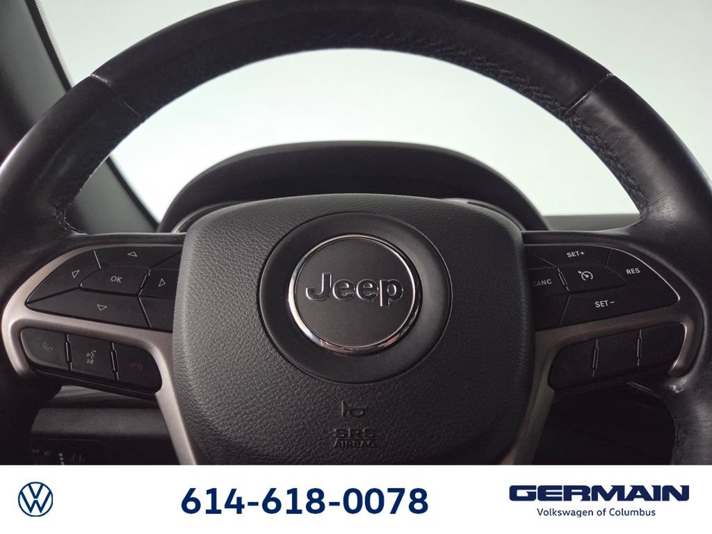 Used 2020 Jeep Grand Cherokee Laredo w/ Quick Order Package 2BN North AWD/4WD image 24