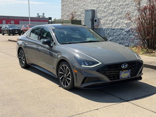 Used 2020 Hyundai Sonata SEL Plus w/ Tech Package image 1