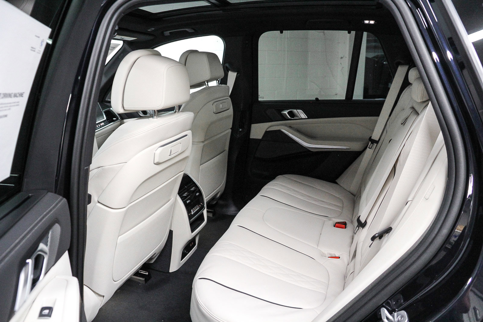 New 2026 BMW X5 sDrive40i RWD image 17