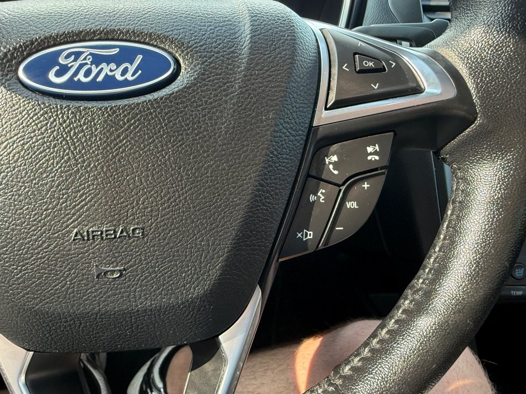 Used 2019 Ford Fusion Titanium FWD image 27