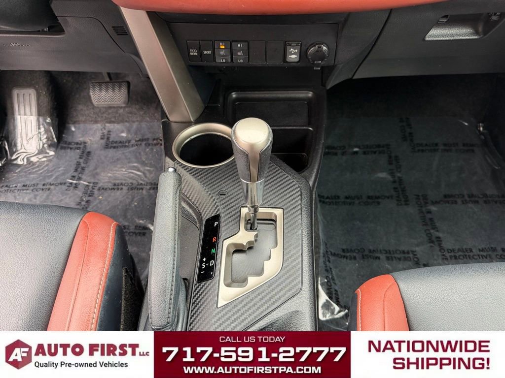 Used 2013 Toyota RAV4 Limited AWD/4WD image 17