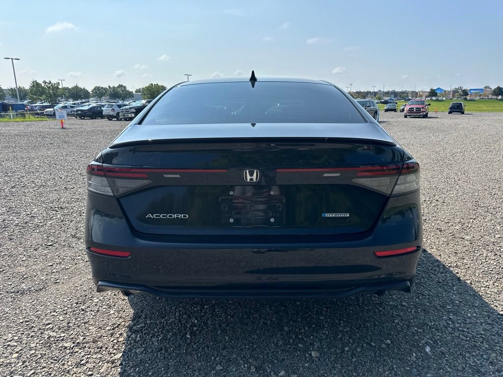 Used 2025 Honda Accord Sport image 11