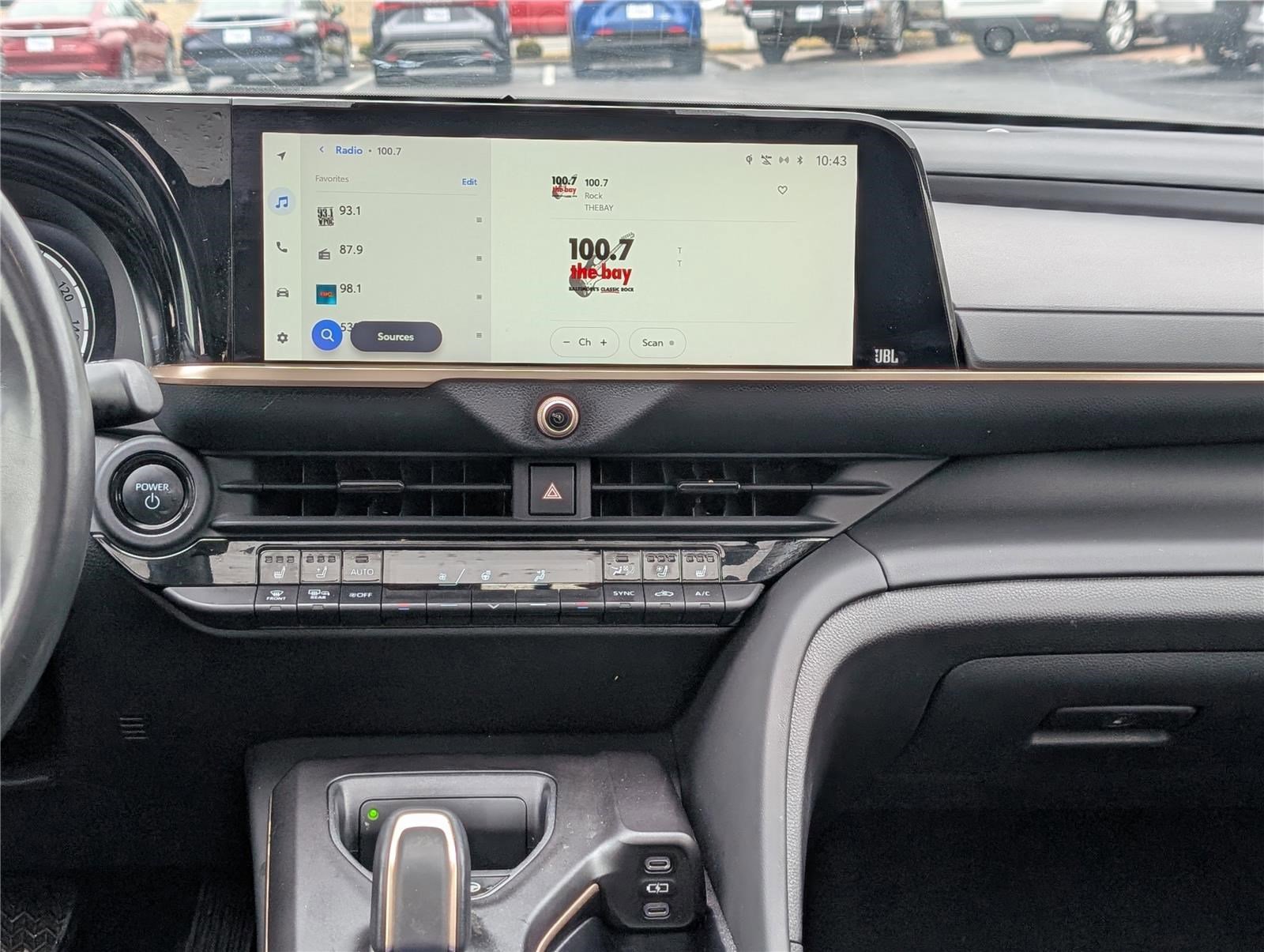 Used 2023 Toyota Crown Platinum image 18