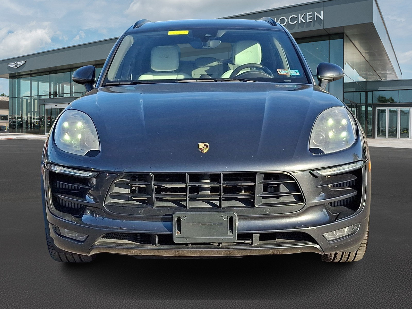 Used 2017 Porsche Macan GTS AWD/4WD image 3