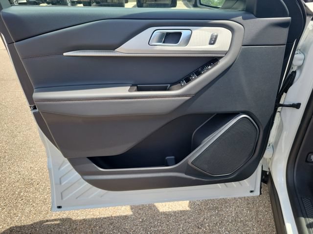 New 2026 Ford Explorer Active w/ Active Comfort Package AWD/4WD image 19