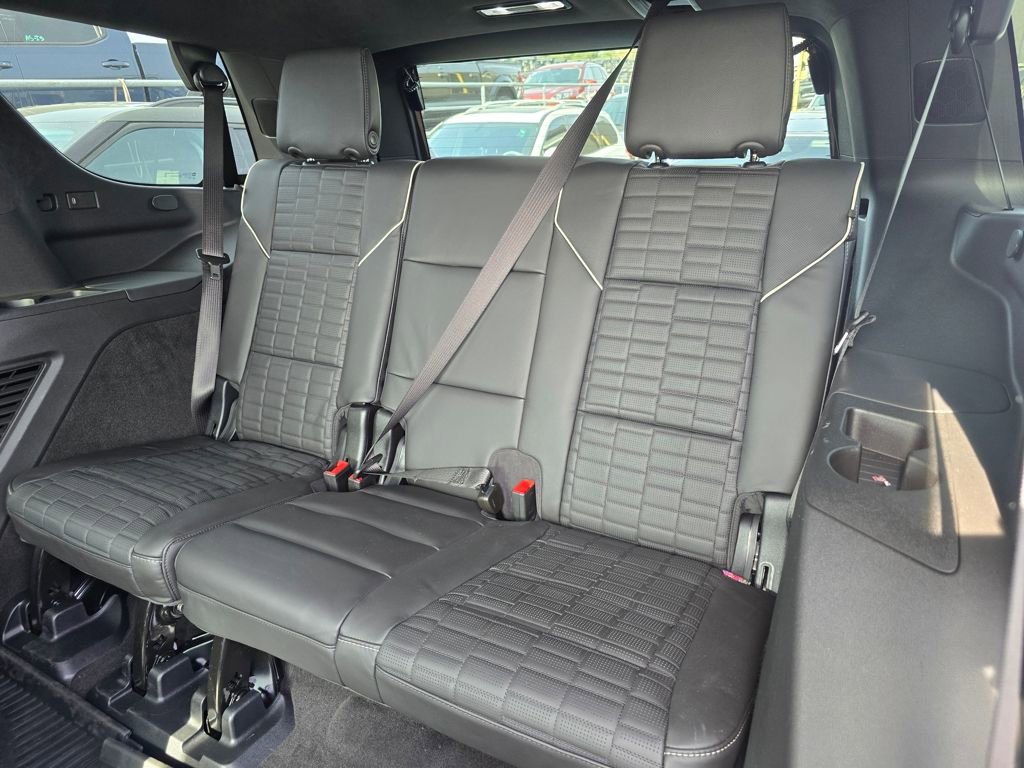 Used 2026 Cadillac Escalade Platinum Luxury image 22