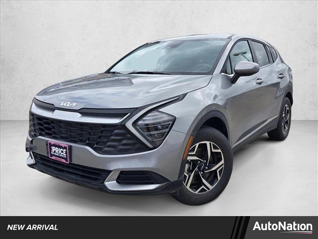 Used 2024 Kia Sportage LX image 1
