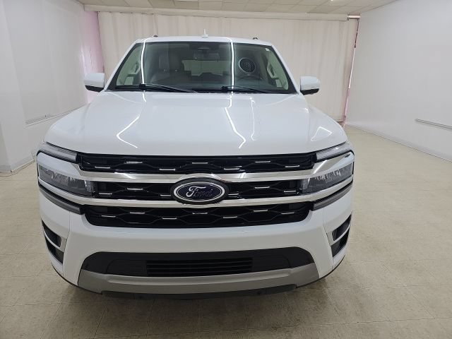 Used 2024 Ford Expedition Limited AWD/4WD image 14
