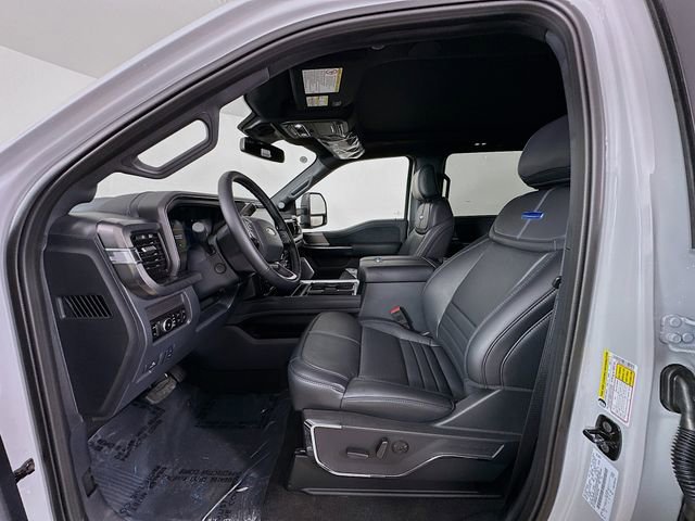 New 2026 Ford F450 Platinum w/ FX4 Off-Road Package image 21