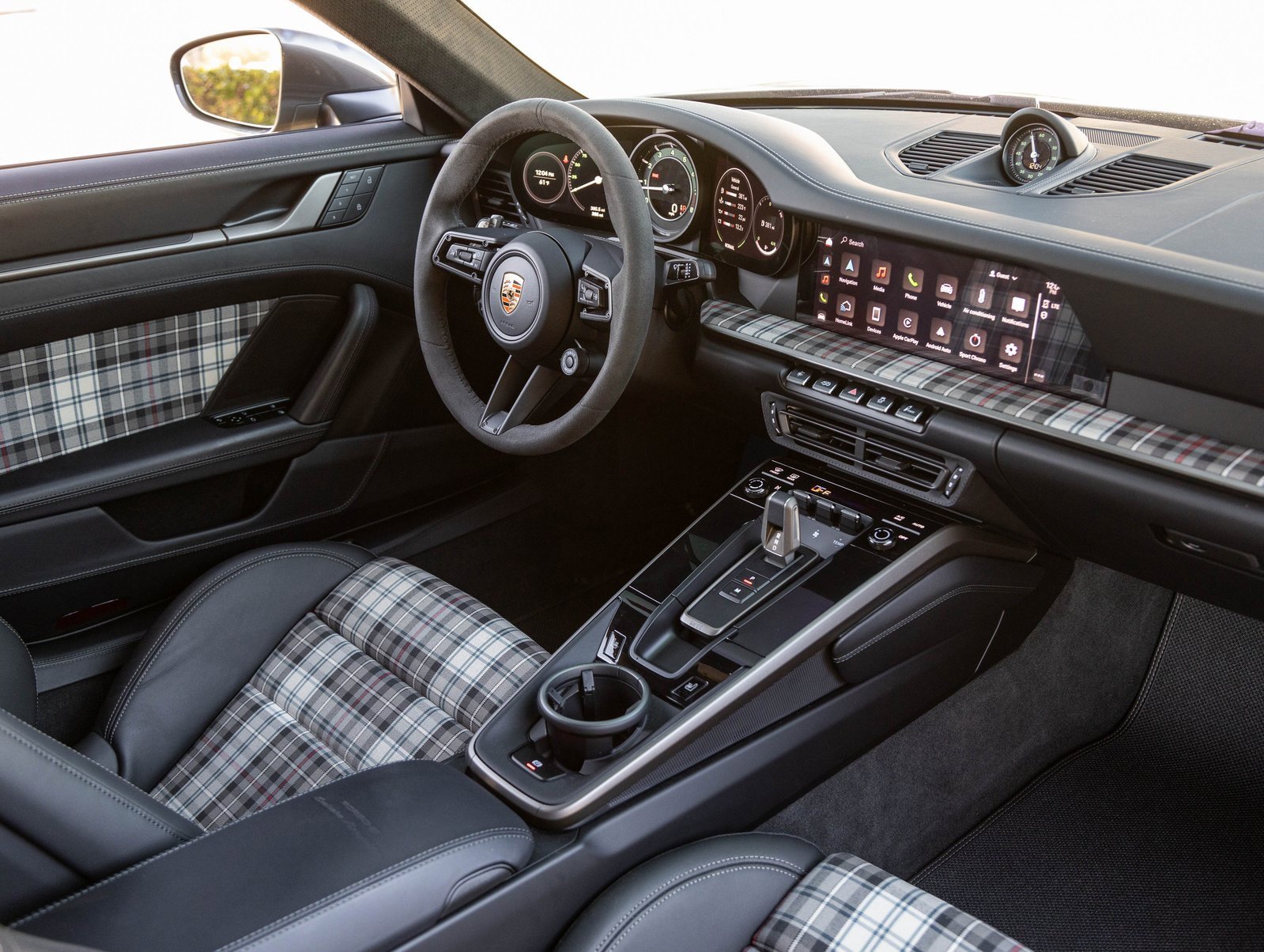 Used 2025 Porsche 911 Turbo S image 12